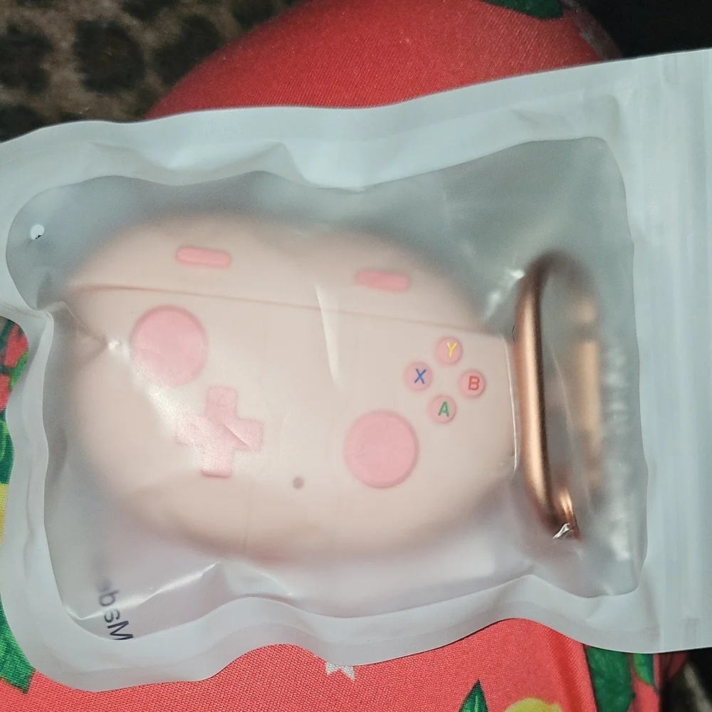 Pink Beats Wireless Game Controller Case.2024